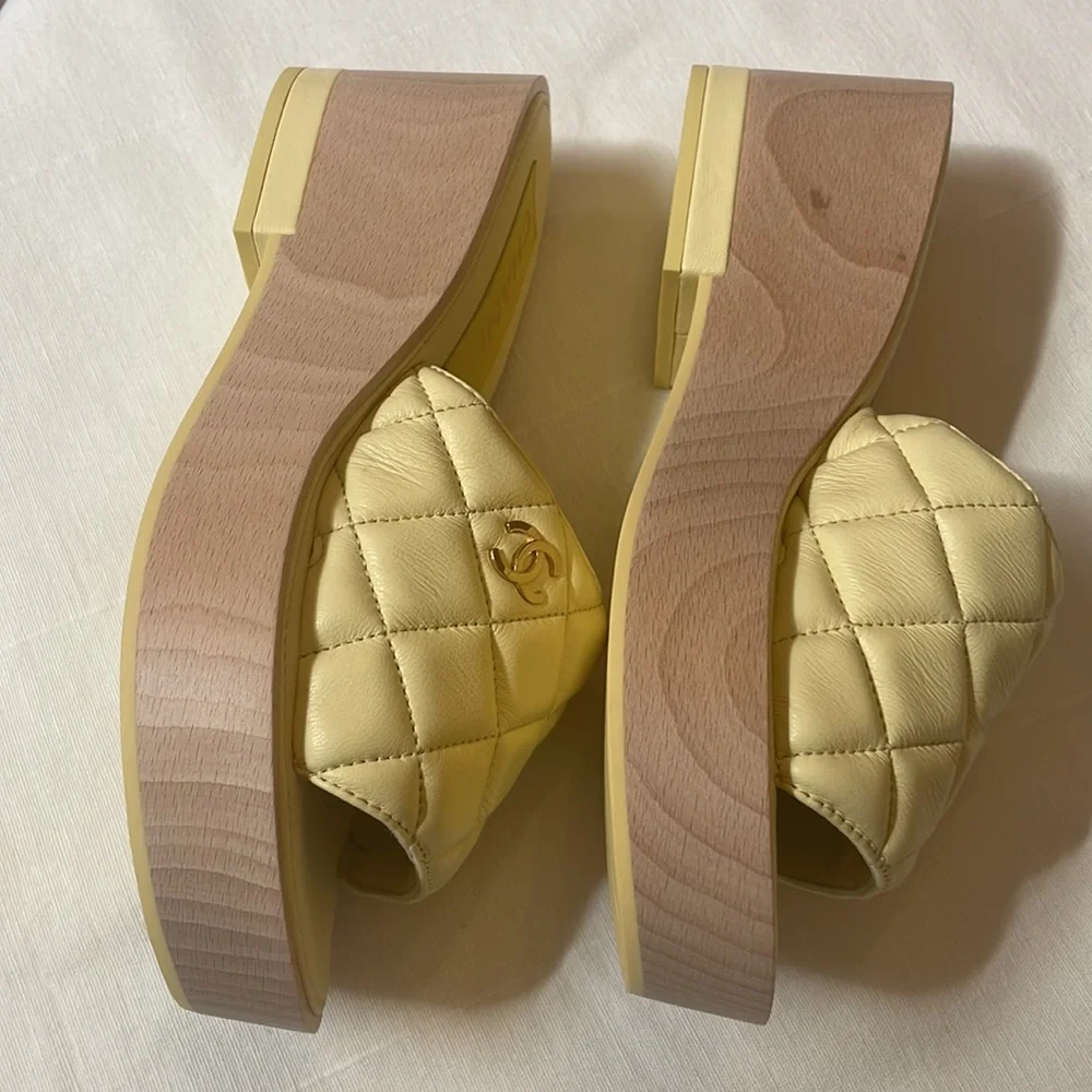 Chanel Sandals - Picture 4 of 7